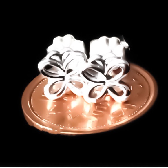 925 Sterling Silver Tiny Butterfly Stud Earrings - Picture 2 of 9